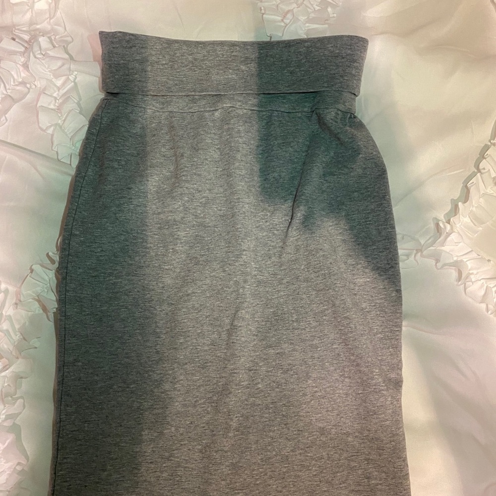 grey sweat skirt